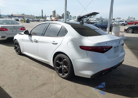 2017 Alfa Romeo Giulia Ti Rwd z USA, uszkodzony, nr VIN ZARFAECN2H7560624